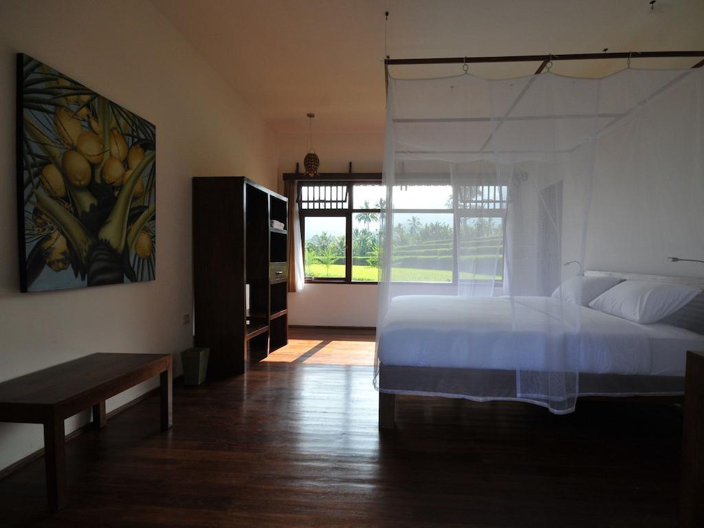 Lesong Hotel And Restaurant Munduk Quarto foto